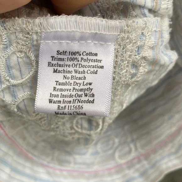 Johnny Was Workshop Republic Clothing White Red embroidered Short Sleeve Blouse - Picture 6 of 6